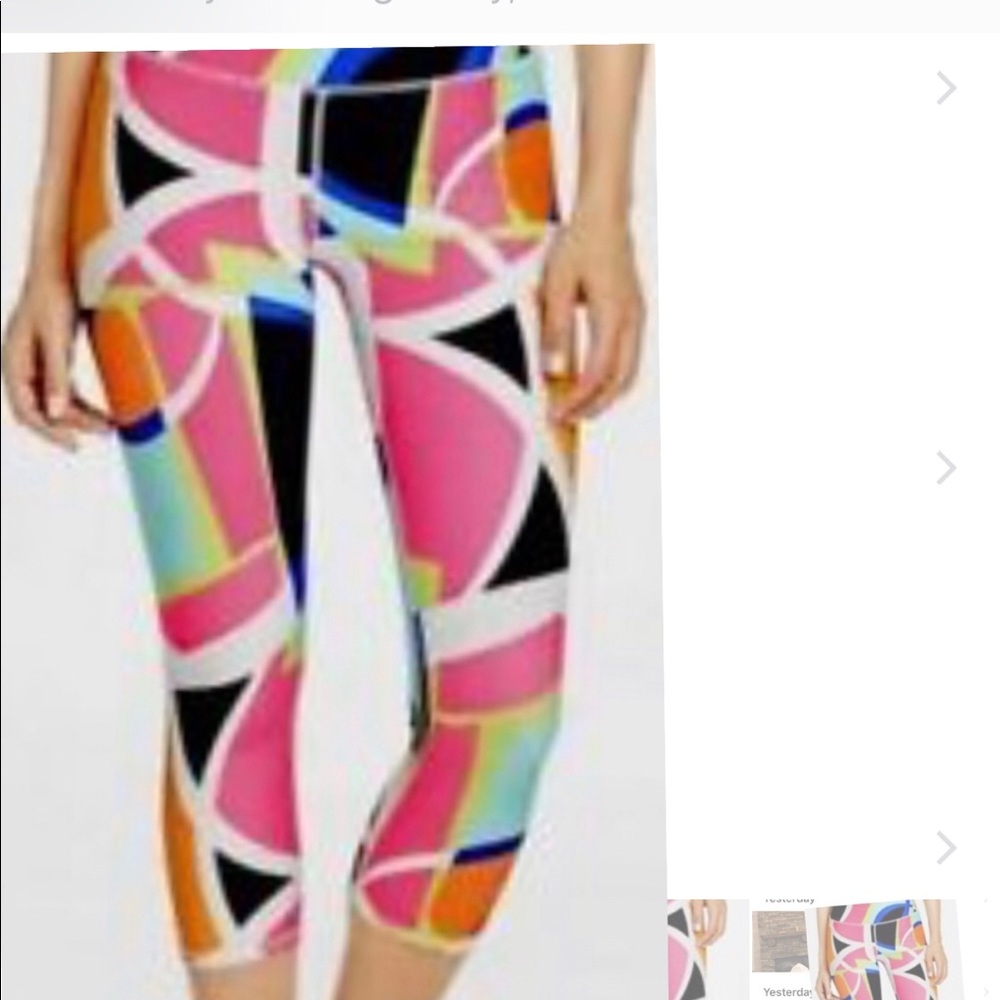🔥fabletics multi color leggings 🔥